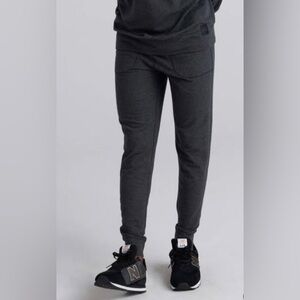 Like new! Saxx Black Charcoal 3SixFive Lounge Joggers XL